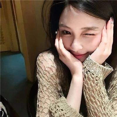 愉悦的知识 在线观看封面